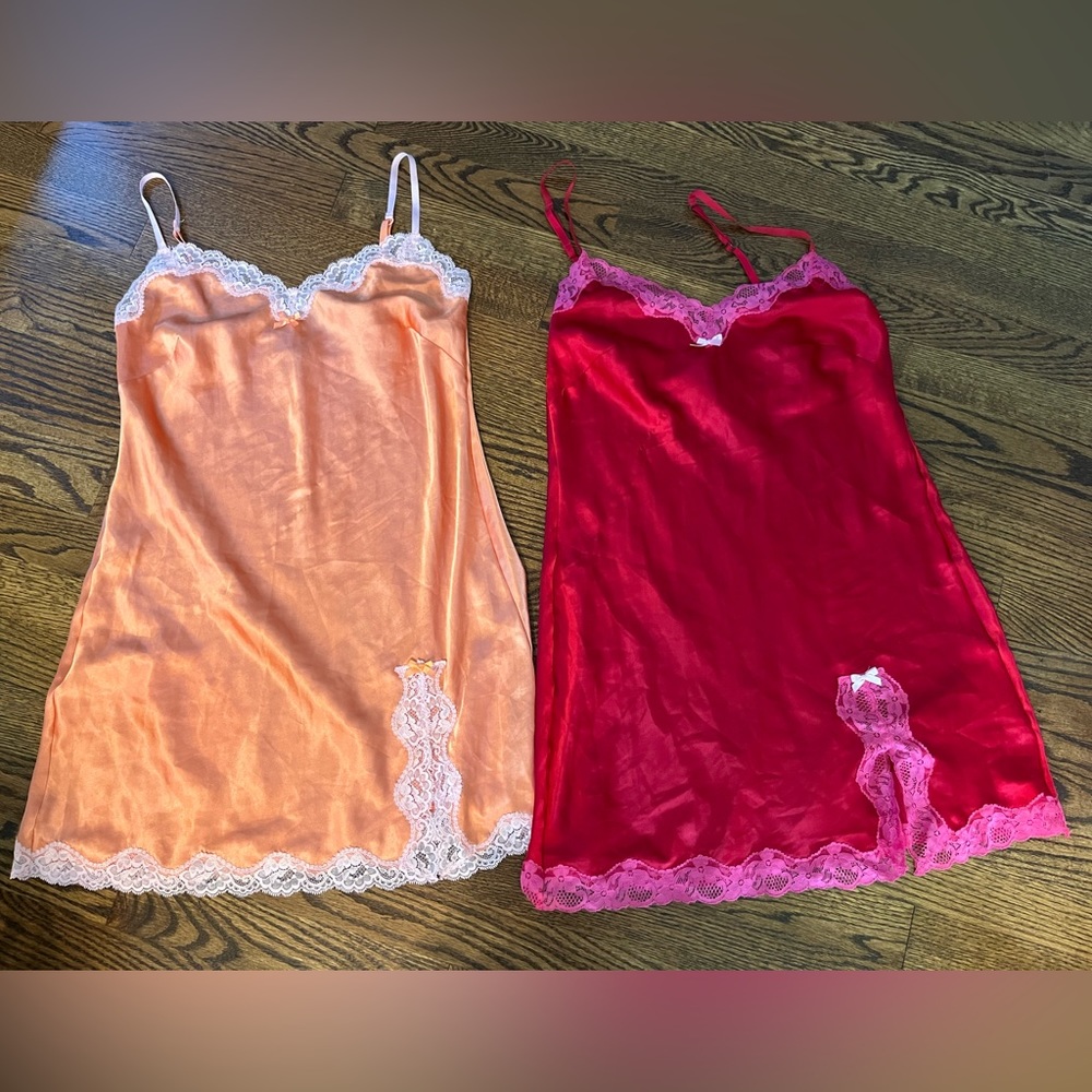 VS Sleep gown